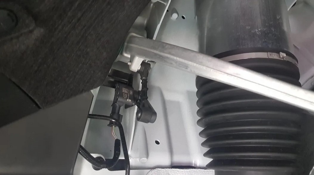 Höherlegung New Defender mit Rods