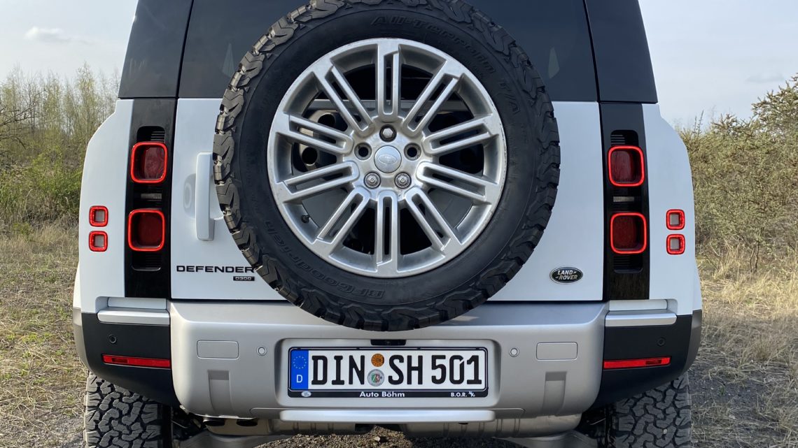 Defender mit 275/55R20 BFG KO2 auf Discovery-Alufelgen